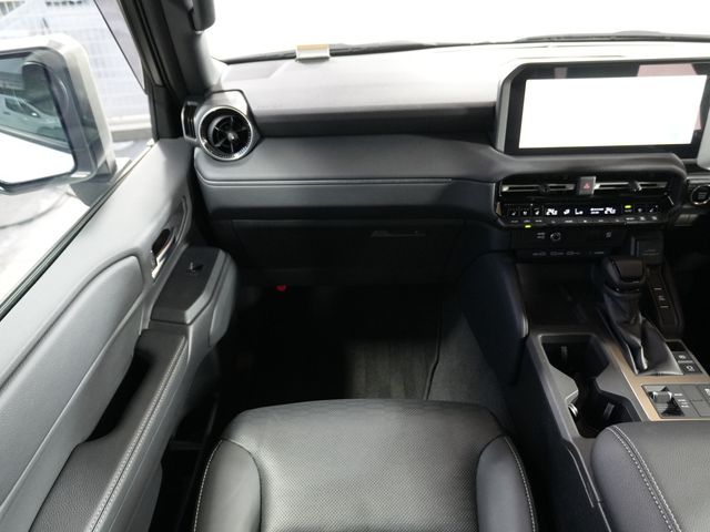 TOYOTA LANDCRUISER 250 2025 Image 31