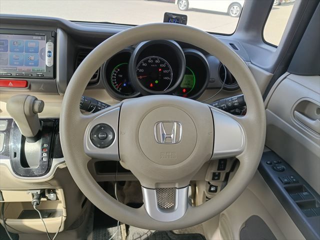 HONDA N BOX+ 4WD 2015 Image 31