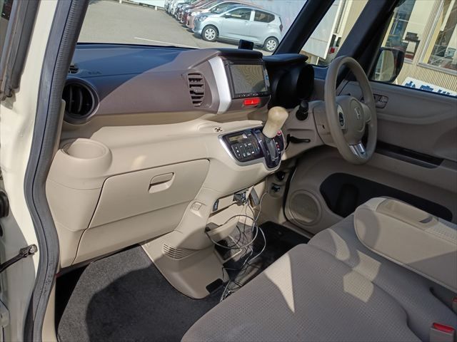 HONDA N BOX+ 4WD 2015 Image 31