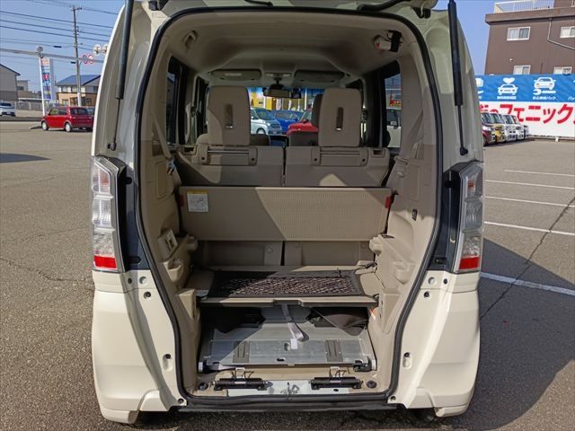 HONDA N BOX+ 4WD 2015 Image 31