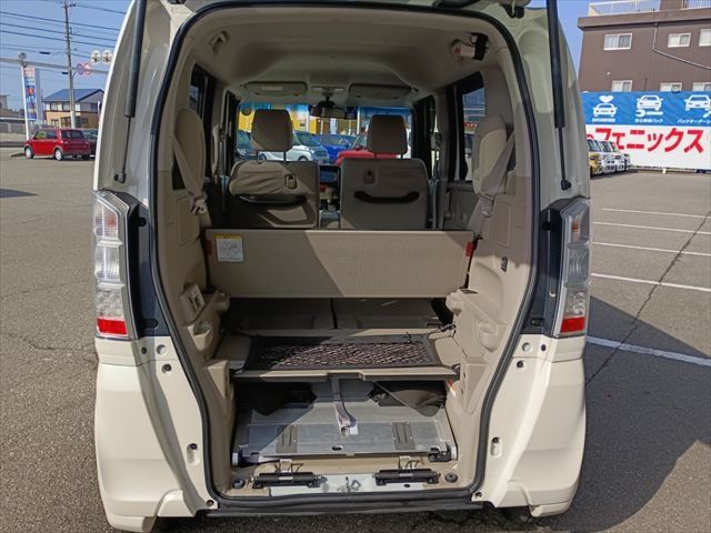 HONDA N BOX+ 4WD 2015 Image 31