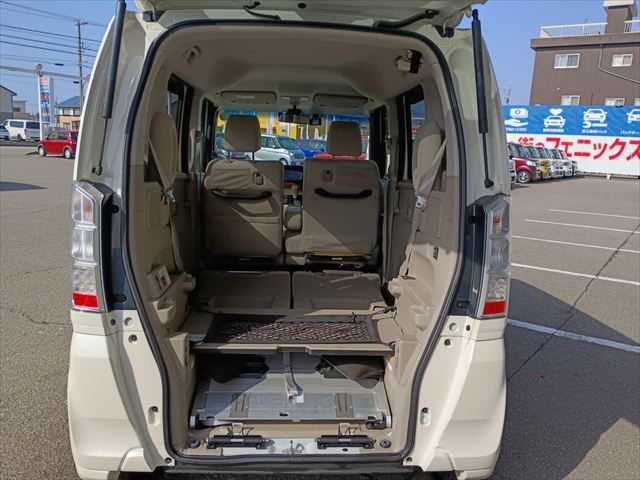 HONDA N BOX+ 4WD 2015 Image 31