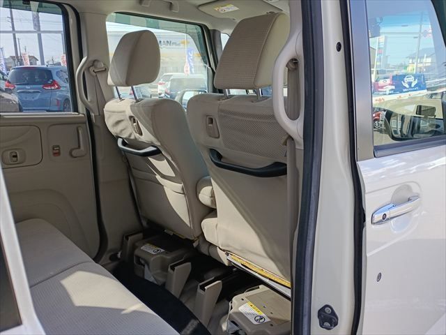 HONDA N BOX+ 4WD 2015 Image 31