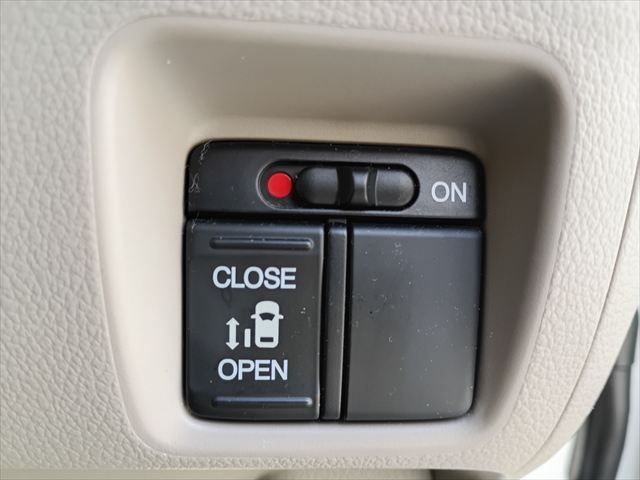 HONDA N BOX+ 4WD 2015 Image 31