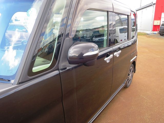 DAIHATSU TANTO CUSTOM 4WD 2016 Image 31