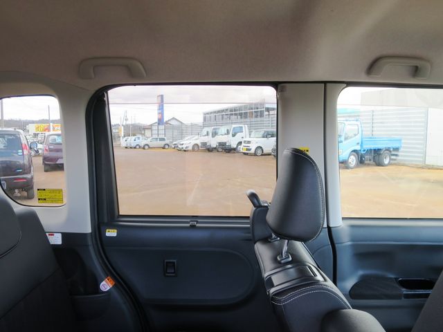 DAIHATSU TANTO CUSTOM 4WD 2016 Image 31