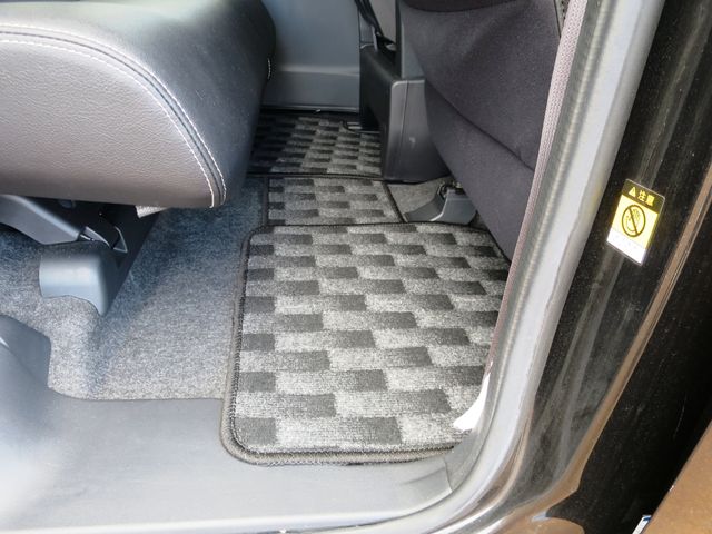 DAIHATSU TANTO CUSTOM 4WD 2016 Image 31