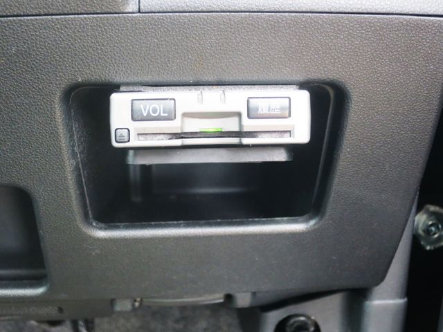 DAIHATSU TANTO CUSTOM 4WD 2016 Image 31