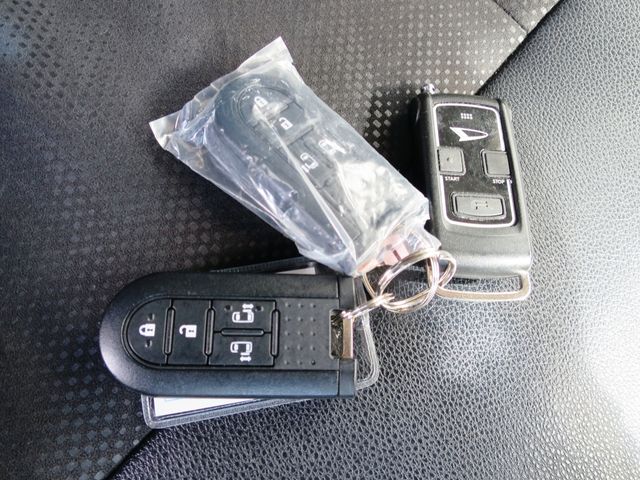 DAIHATSU TANTO CUSTOM 4WD 2016 Image 31