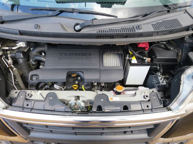 DAIHATSU TANTO CUSTOM 4WD 2016 Image 31