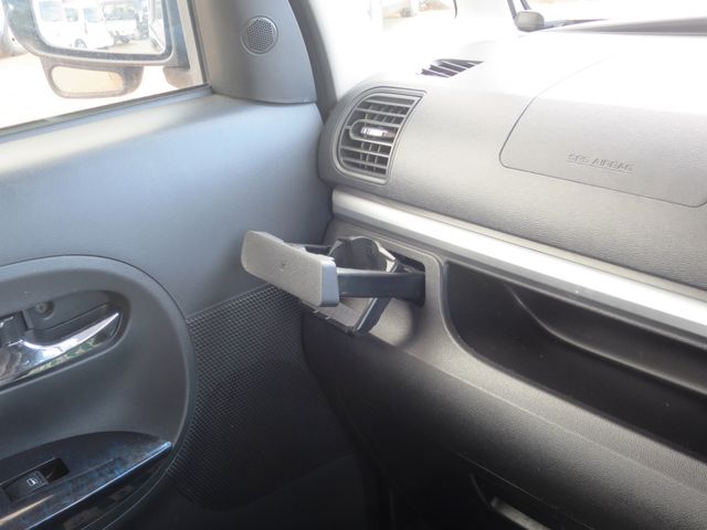 DAIHATSU TANTO CUSTOM 4WD 2016 Image 31