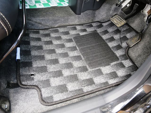 DAIHATSU TANTO CUSTOM 4WD 2016 Image 31