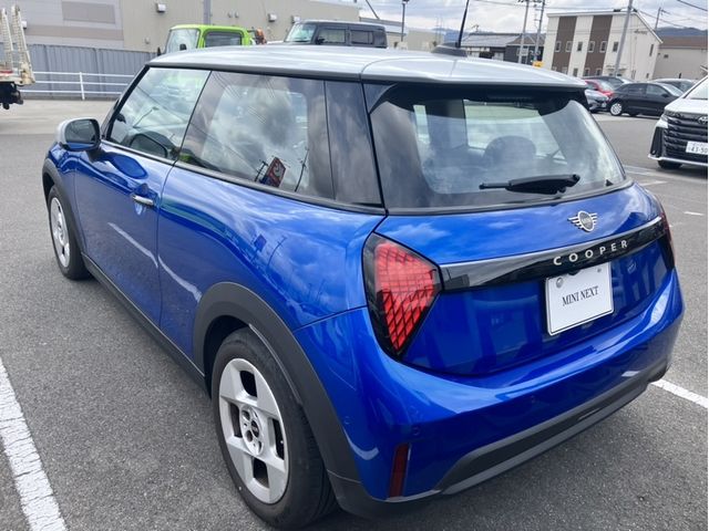 BMW MINI COOPER 2024 Image 31