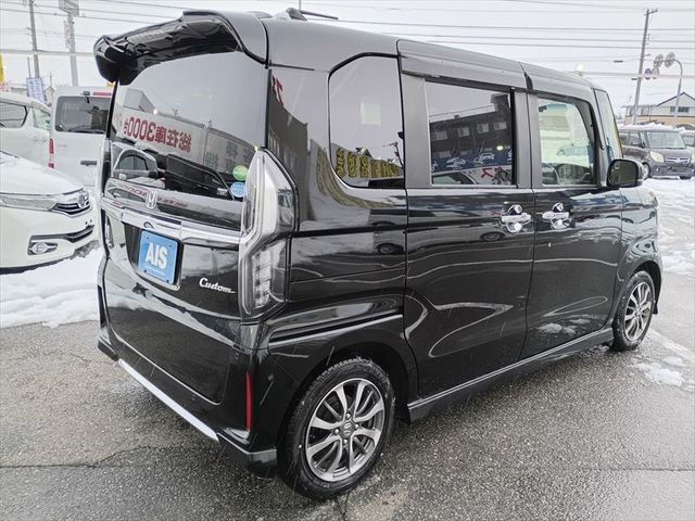 HONDA N BOX CUSTOM 2021 Image 31