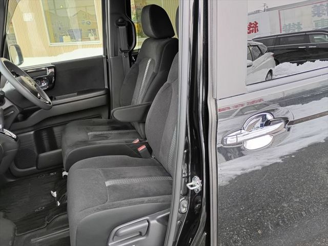 HONDA N BOX CUSTOM 2021 Image 31