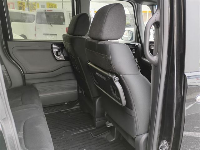 HONDA N BOX CUSTOM 2021 Image 31