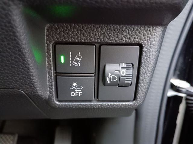 HONDA N BOX CUSTOM 2021 Image 31