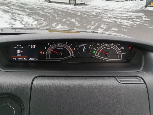 HONDA N BOX CUSTOM 2021 Image 31