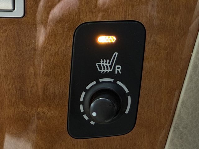 TOYOTA CROWN MAJESTA 4WD 2007 Image 31