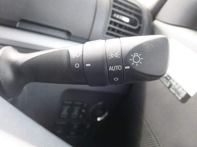 DAIHATSU TANTO CUSTOM 4WD 2018 Image 31