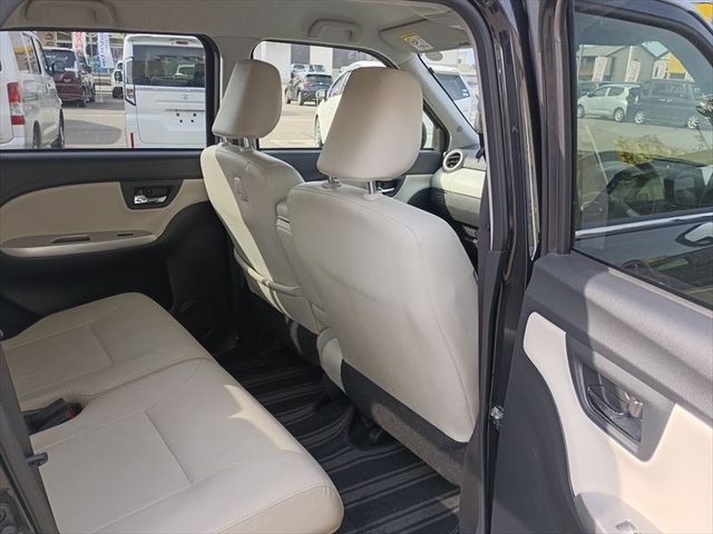 DAIHATSU CAST STYLE 2016 Image 31