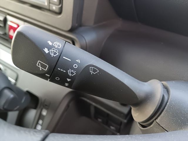 DAIHATSU TANTO 2021 Image 31