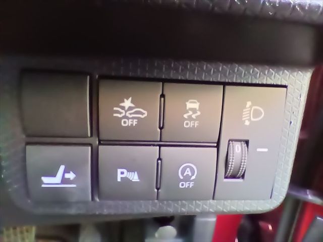 DAIHATSU TANTO 2021 Image 31