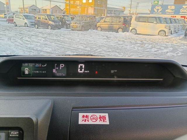 DAIHATSU TANTO 2021 Image 31