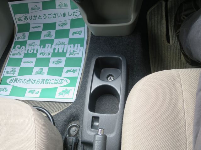 TOYOTA PIXIS EPOCH 4WD 2013 Image 31