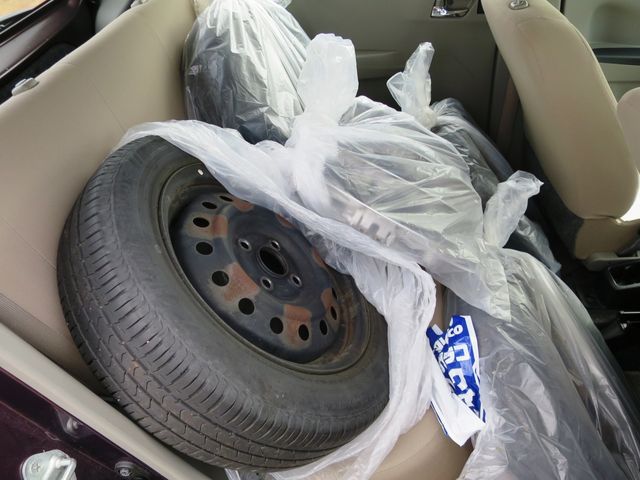 TOYOTA PIXIS EPOCH 4WD 2013 Image 31