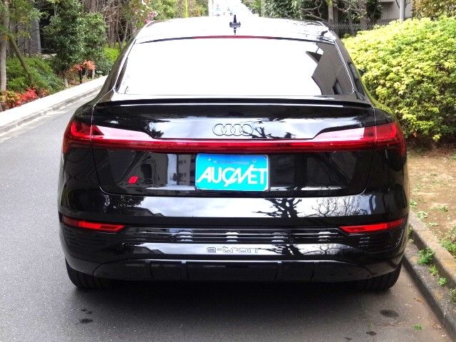 AUDI Q8 E-TRON SPORT 2025 Image 31