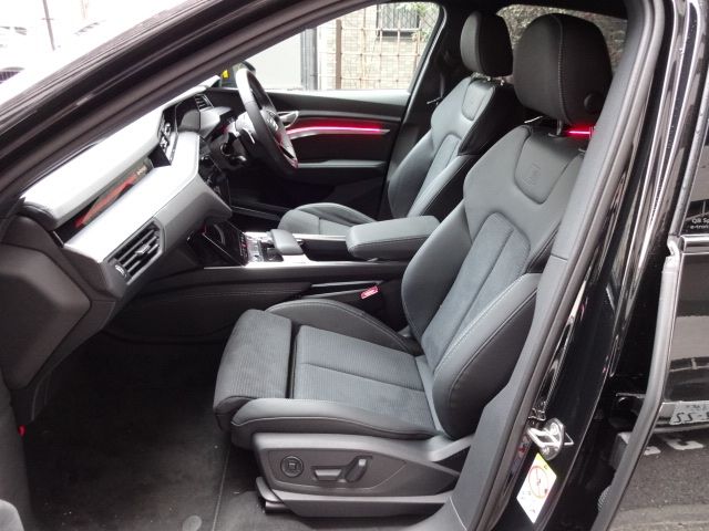 AUDI Q8 E-TRON SPORT 2025 Image 31