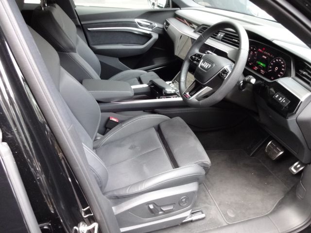 AUDI Q8 E-TRON SPORT 2025 Image 31