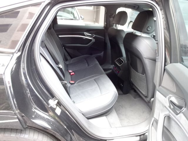 AUDI Q8 E-TRON SPORT 2025 Image 31