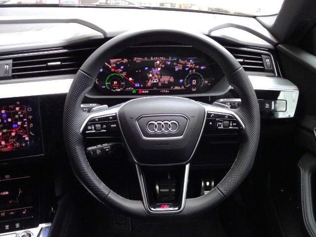 AUDI Q8 E-TRON SPORT 2025 Image 31