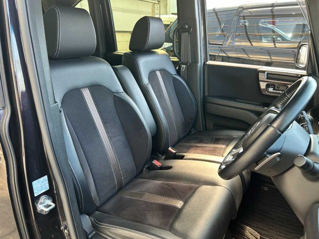 HONDA N BOX CUSTOM 2019 Image 31