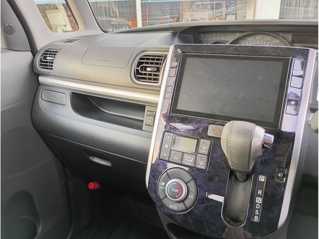 DAIHATSU TANTO CUSTOM 2019 Image 31