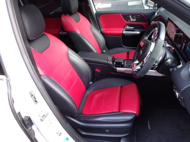 MERCEDES BENZ MERCEDES AMG GLB CLA 2023 Image 31