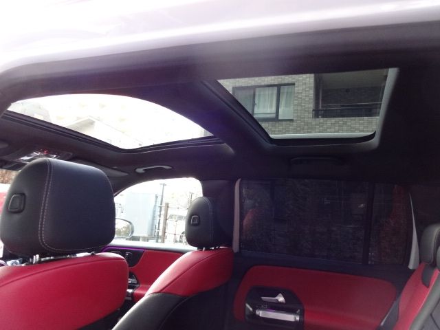 MERCEDES BENZ MERCEDES AMG GLB CLA 2023 Image 31