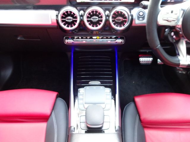 MERCEDES BENZ MERCEDES AMG GLB CLA 2023 Image 31