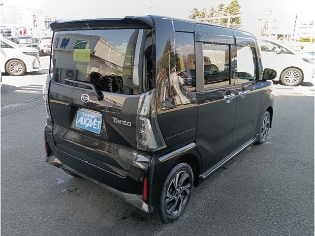 DAIHATSU TANTO CUSTOM 2023 Image 31