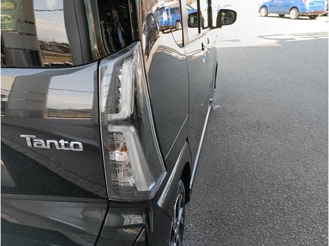 DAIHATSU TANTO CUSTOM 2023 Image 31