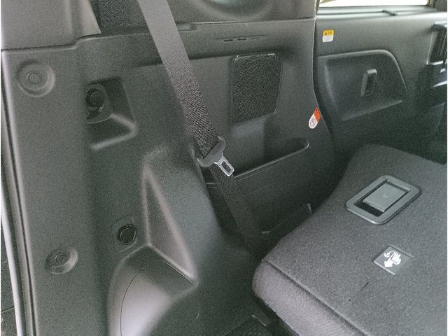 DAIHATSU TANTO CUSTOM 2023 Image 31