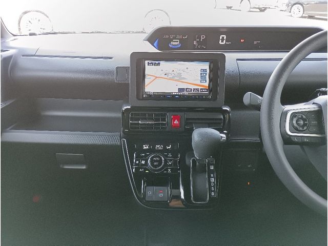 DAIHATSU TANTO CUSTOM 2023 Image 31