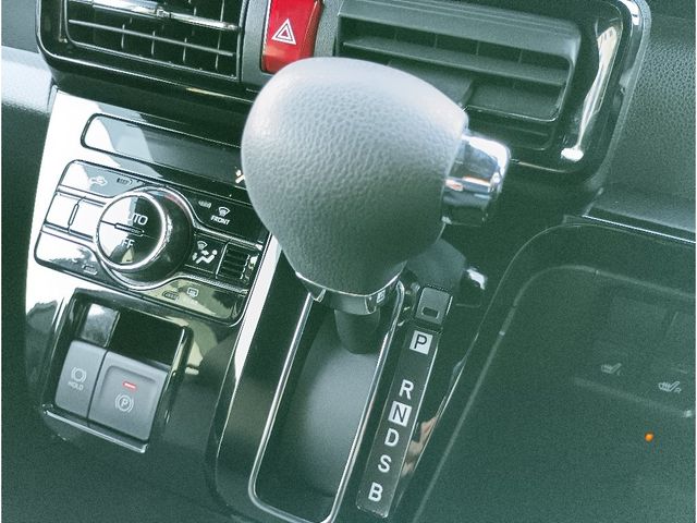 DAIHATSU TANTO CUSTOM 2023 Image 31