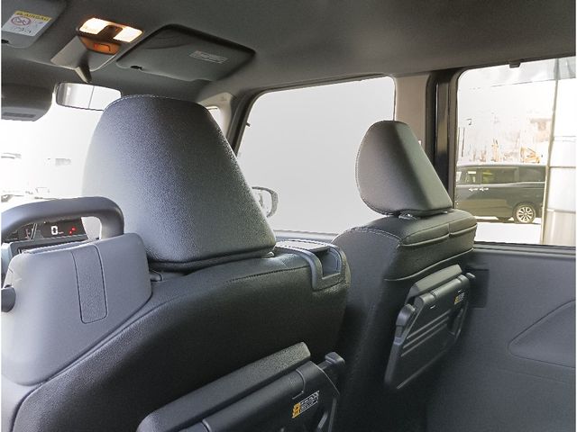 DAIHATSU TANTO CUSTOM 2022 Image 31