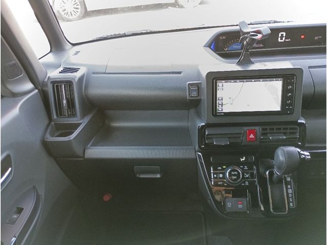 DAIHATSU TANTO CUSTOM 2022 Image 31