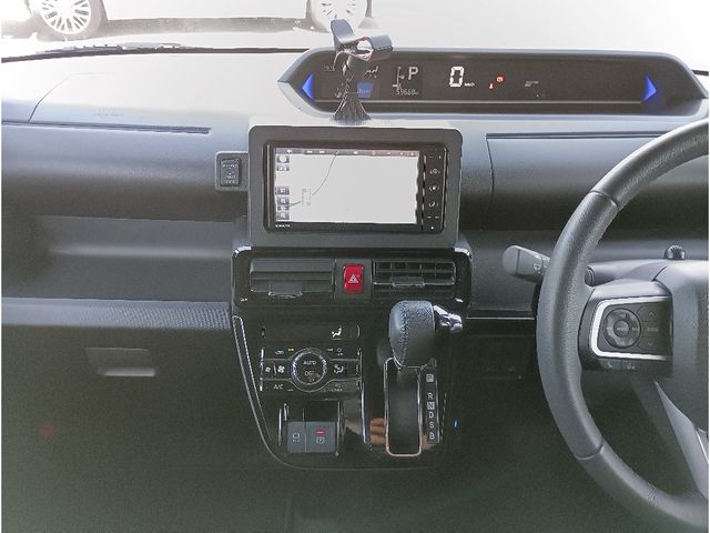 DAIHATSU TANTO CUSTOM 2022 Image 31