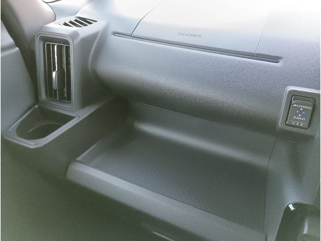 DAIHATSU TANTO CUSTOM 2022 Image 31