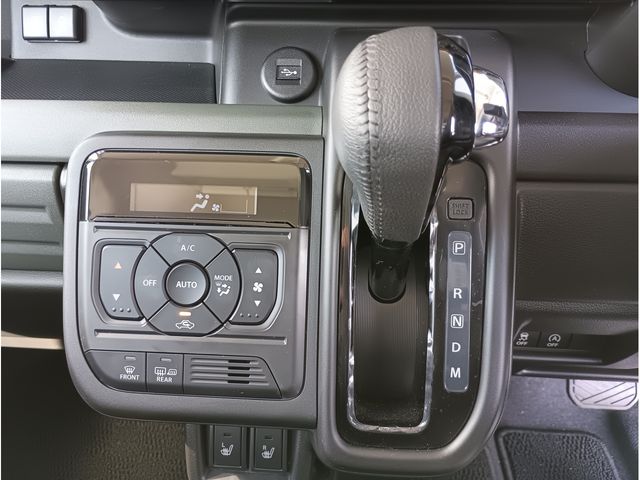 SUZUKI SPACIA GEAR 4WD 2024 Image 31